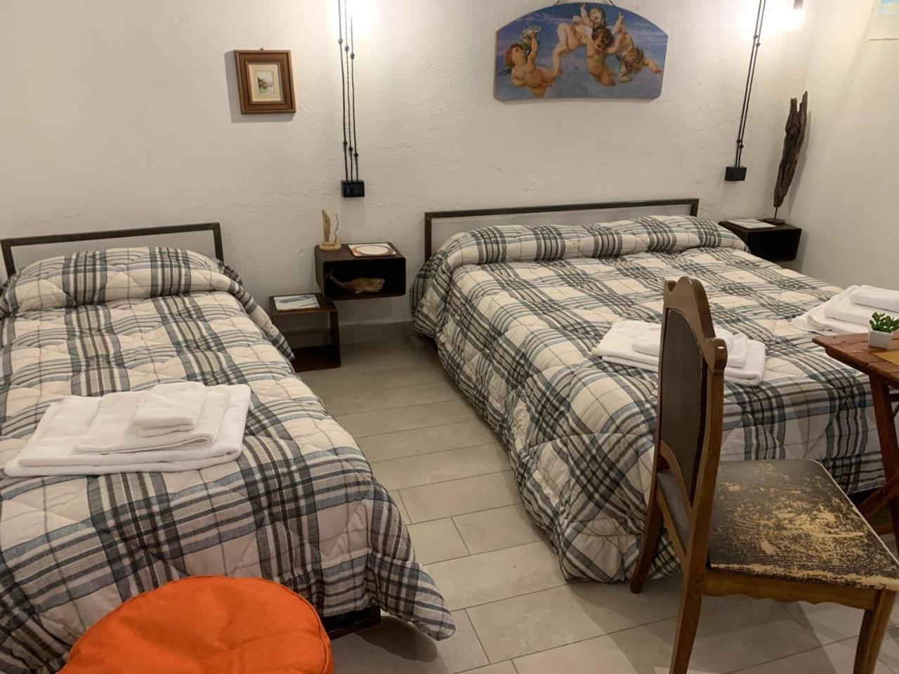Ci Thorno Hotel Crosia Eksteriør billede